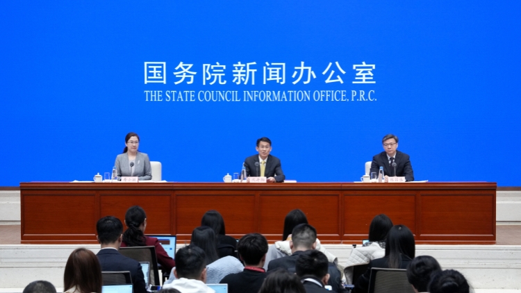 政府工作報(bào)告：穩(wěn)樓市股市首次寫(xiě)進(jìn)政府工作報(bào)告總體要求