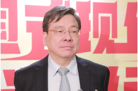 張?。悍ㄖ位癄I(yíng)商環(huán)境需政企共建