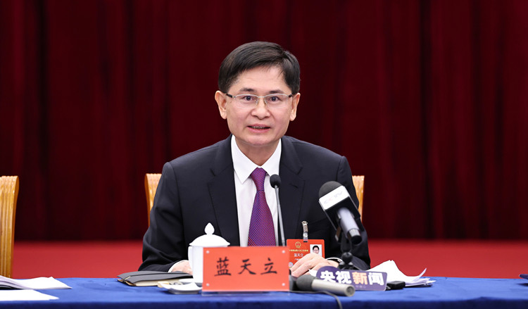 全國(guó)人大代表、廣西壯族自治區(qū)主席藍(lán)天立：做好「三聯(lián)通」文章深化與東盟務(wù)實(shí)合作