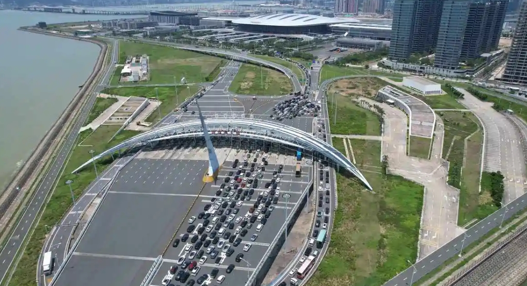 廣東加快交通強(qiáng)省建設(shè) 強(qiáng)化與港澳跨境交通互聯(lián)互通