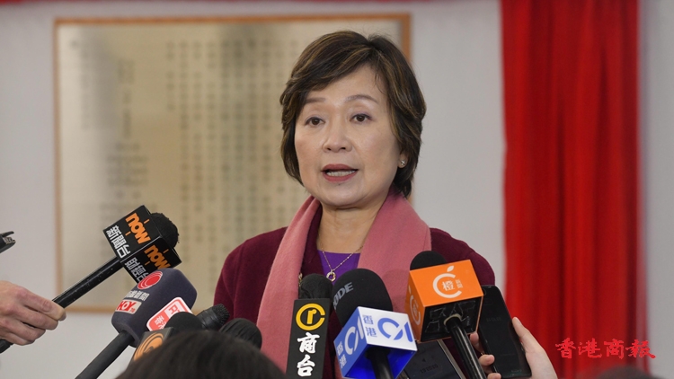 蔡若蓮解釋停發(fā)學生津貼理由  彈性處理有需求家庭