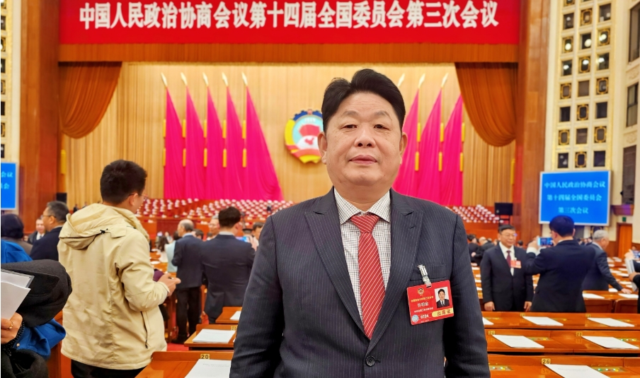 港區(qū)全國政協(xié)委員許明金：建設(shè)大灣區(qū)「人才高地」新質(zhì)生產(chǎn)力助推企業(yè)高質(zhì)量發(fā)展