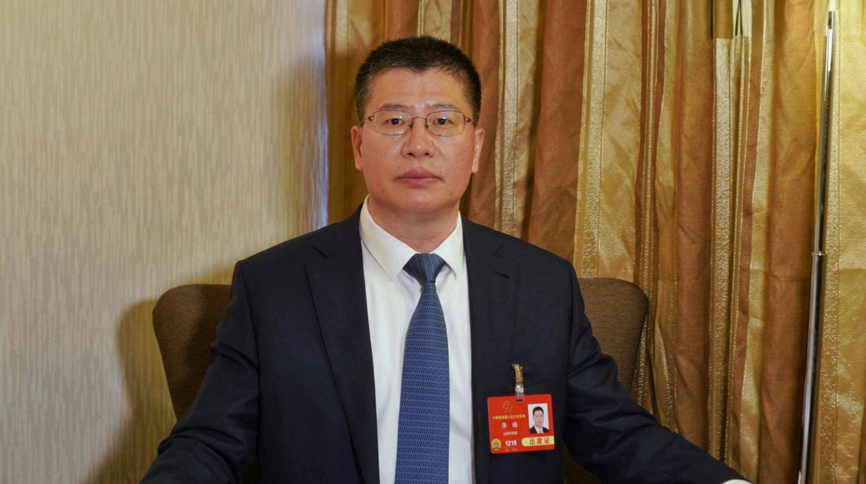 全國(guó)人大代表、山東省財(cái)政廳廳長(zhǎng)李峰：專門面向中小微企業(yè)預(yù)留政府採(cǎi)購(gòu)份額