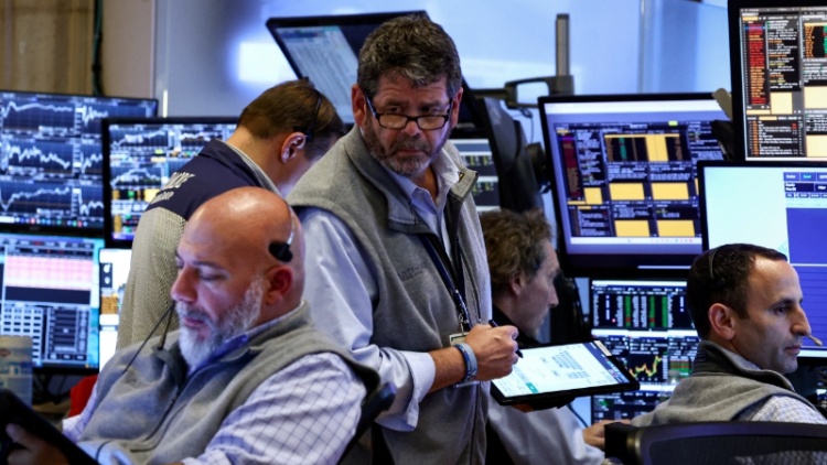 美國(guó)進(jìn)入夏令時(shí)間 美股交易時(shí)間提前1小時(shí)