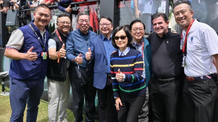 陳國基觀賞高球賽及《哪吒2》 呼籲市民積極參與各項盛事