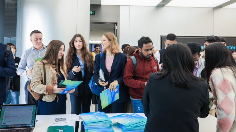 國際青年逐夢灣區(qū)！前海開啟「百萬英才匯南粵」新篇章