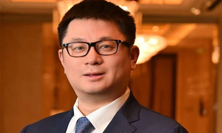 香港重慶總會(huì)會(huì)長張鵬：力推香港與內(nèi)地合作香港商協(xié)會(huì)堪當(dāng)大任