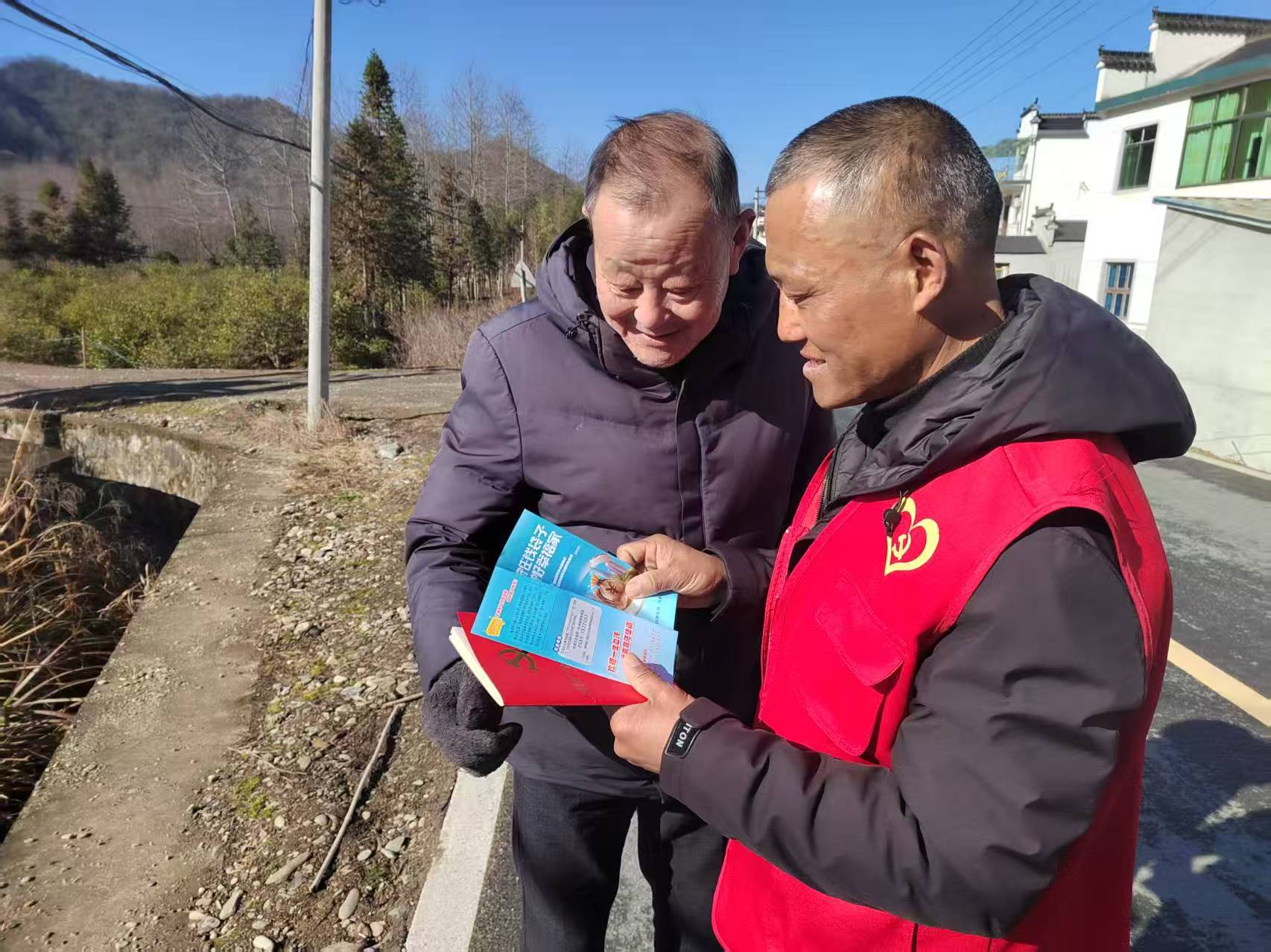 皖黟縣美溪：織密反詐「安全網(wǎng)」 守護(hù)百姓「錢袋子」