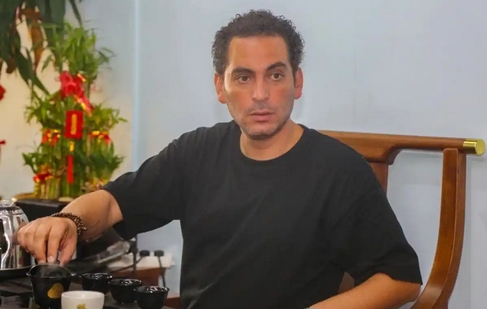 埃及商人亨利的泉州故事：用語言培訓搭建友誼橋梁