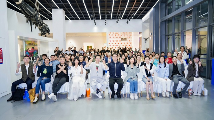 解碼增長新範(fàn)式 洛可可品類創(chuàng)新峰會(huì)在深舉辦 