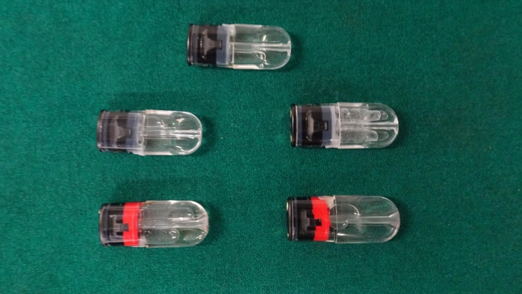 海關(guān)檢獲懷疑「太空油毒品」及懷疑第1部毒藥