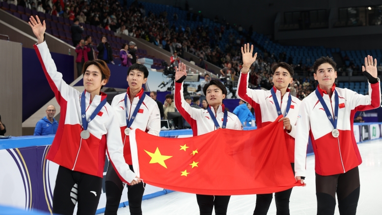 短道速滑世錦賽：中國隊男子接力摘銀 加拿大隊再入三金