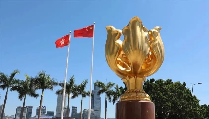 【熱門話題】學(xué)習(xí)兩會(huì)精神 有益港青發(fā)展