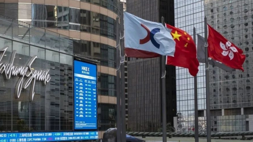 【午市焦點(diǎn)】港股半日升435點(diǎn) 科技及汽車(chē)股造好