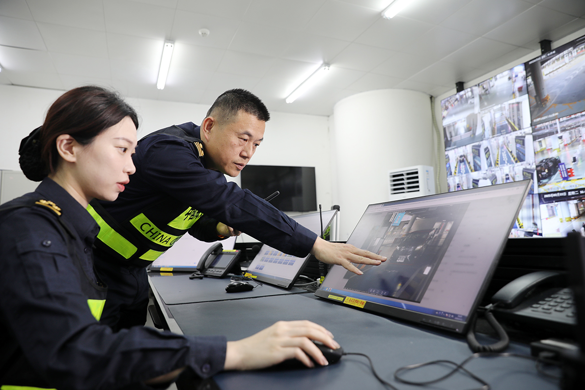 啟用一年  橫琴口岸聯(lián)合一站式車道驗(yàn)放車輛突破259萬輛次