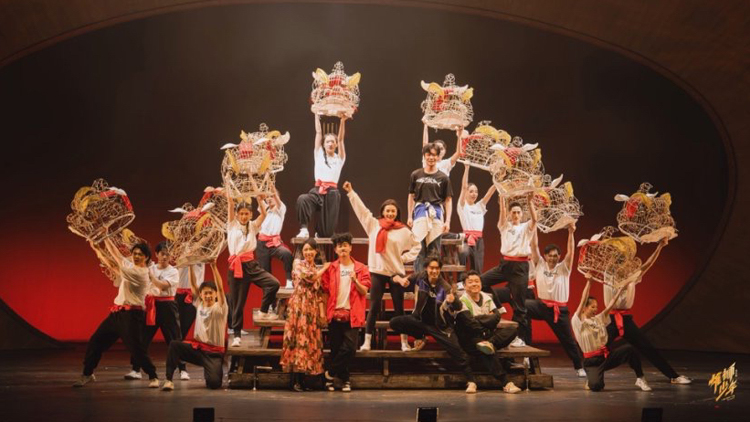 英雄花開時 大灣區(qū)音樂劇《雄獅少年》再起舞