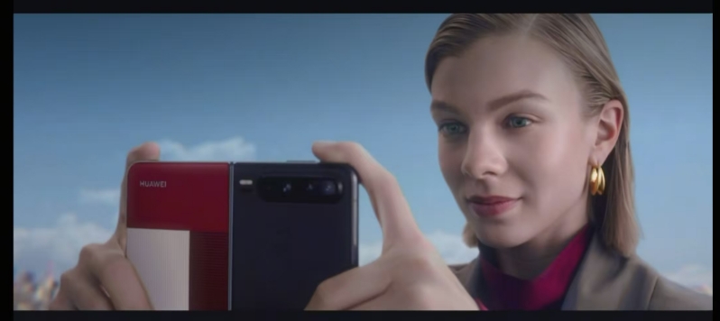 華為發(fā)布首款闊摺疊Pura X 售價7499元起