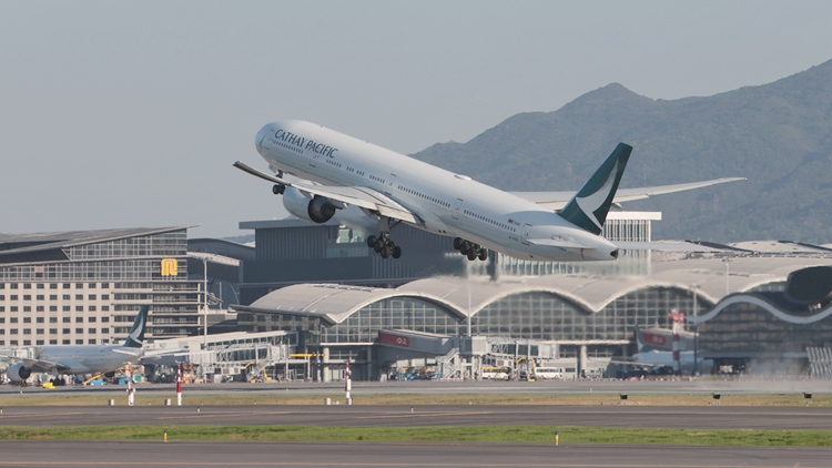 倫敦希斯路機(jī)場停電關(guān)閉 國泰取消今日2班往倫敦航班及所有倫敦返港航班