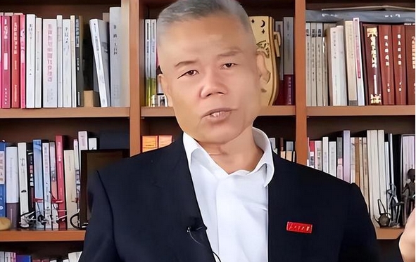 司馬南回應(yīng)偷稅被罰超900萬：低頭認(rèn)錯不求原諒，已繳清罰款和滯納金