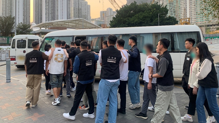 入境處黃大仙拘捕14名非法勞工 均為內(nèi)地訪客