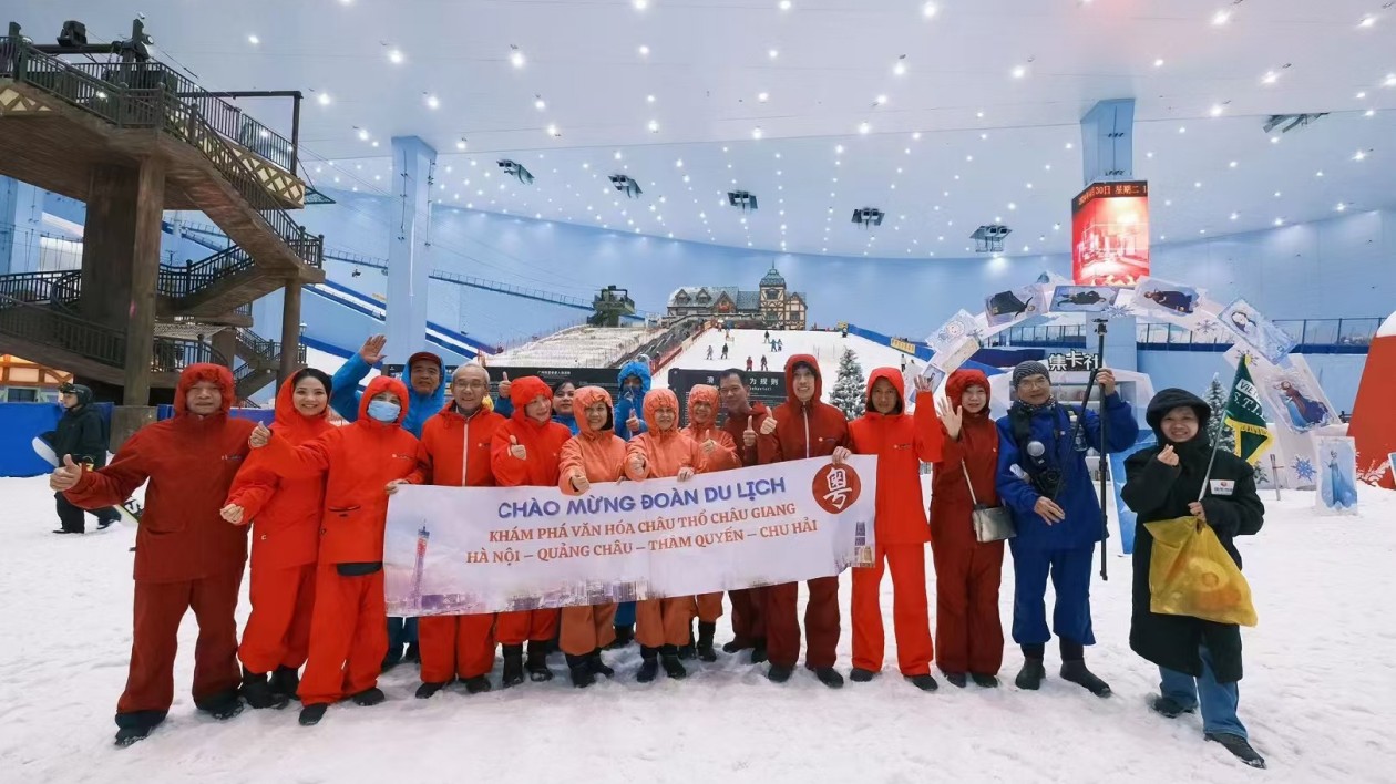 東南亞遊客熱捧！廣州熱雪奇跡成大灣區(qū)新興冰雪旅遊目的地