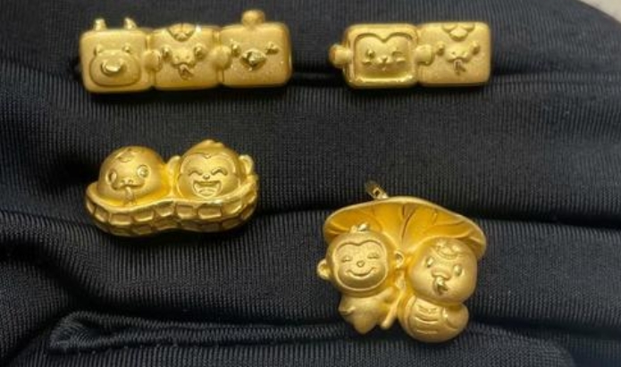 【財(cái)通AH】「一口價(jià)」金飾紛紛調(diào)漲