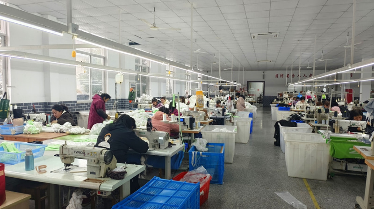 皖祁門縣：「幫扶車間」促脫貧勞動力有效就業(yè)