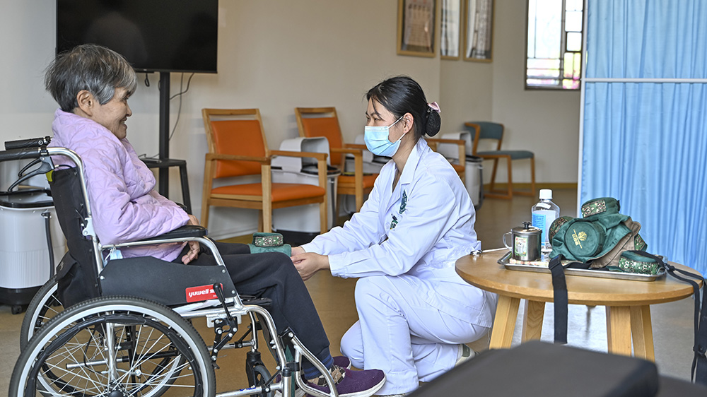 李世榮倡放寬傷殘津貼跨境領(lǐng)取限制 協(xié)助長者到內(nèi)地安老