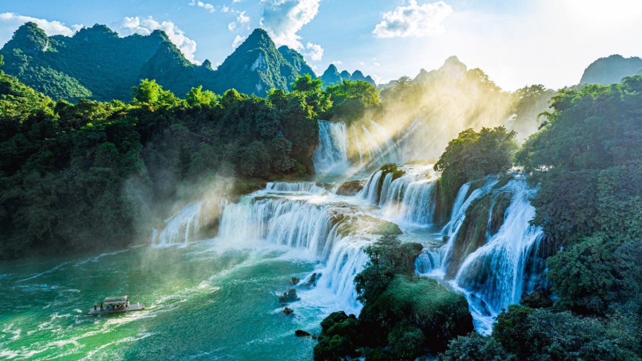 2025「廣西三月三」民歌擂臺(tái)賽啟幕 以歌為媒促文旅融合