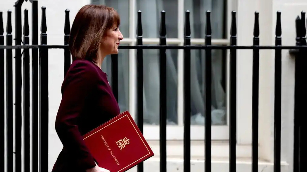 英國2025年經(jīng)濟增長預(yù)期被下調(diào)至1%