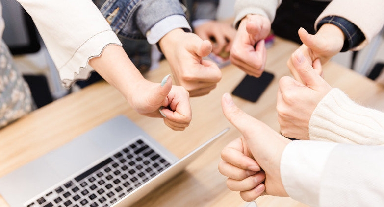 【財(cái)通AH】年報(bào)「曬出」明星基金經(jīng)理重倉(cāng)動(dòng)向 大消費(fèi)、TMT等賽道受青睞