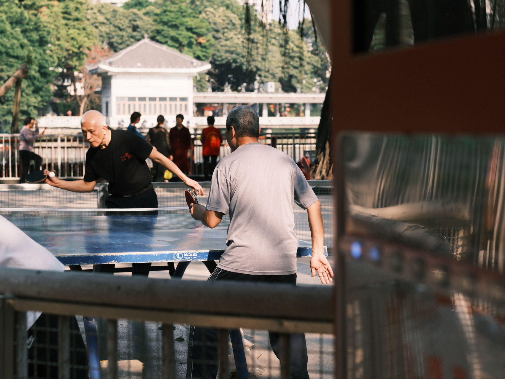 影像中讀懂城市肌理  穗「這是荔灣LIVE」創(chuàng)意攝影展正式啟動