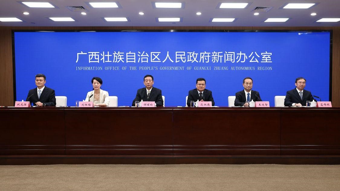 廣西藍(lán)色動(dòng)能強(qiáng)勁  海洋經(jīng)濟(jì)2024年生產(chǎn)總值突破2580億元