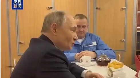 普京：俄羅斯將竭力鞏固海上強(qiáng)國地位