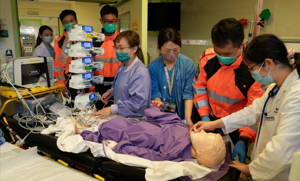 消防醫(yī)管局傳染病人轉(zhuǎn)院演練 保障外界免受傳染病威脅