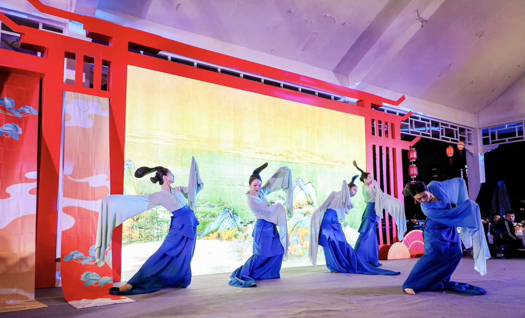 農(nóng)曆「三月三」  穗荔灣泮塘長(zhǎng)桌宴湖濱展新顏