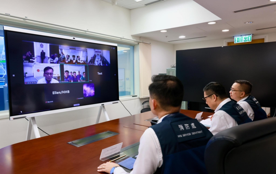 【緬甸救援】有片 | 特區(qū)救援隊惡劣環(huán)境下搜救 鄧炳強千里連線送上慰問