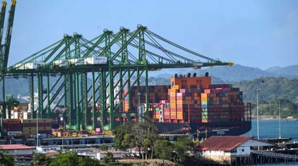 港澳辦官網(wǎng)再轉(zhuǎn)載大公報報道：長和買賣不得人心 港各界：審查合情合理合法