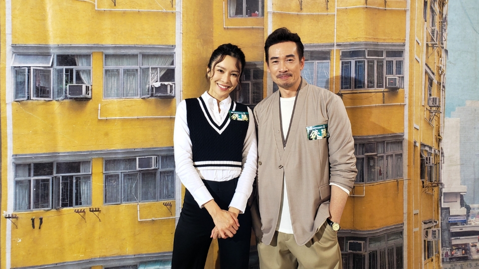 有片丨【娛樂】 新劇《俠醫(yī)》開鏡 張曦雯拍劇福利享受陳豪專業(yè)按摩