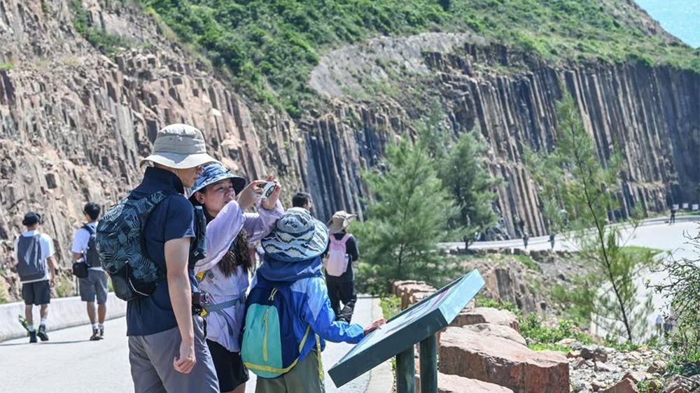 萬宜水庫東壩遊人眾多 運(yùn)輸署提醒及早規(guī)劃行程