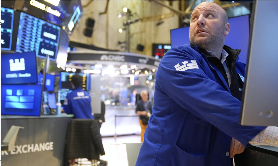 道指早段勁瀉1600點(diǎn)進(jìn)入回調(diào) 納指陷熊市 杜邦急跌15%