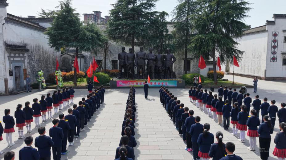 皖徽州區(qū)：清明祭英魂 賡續(xù)鐵軍志