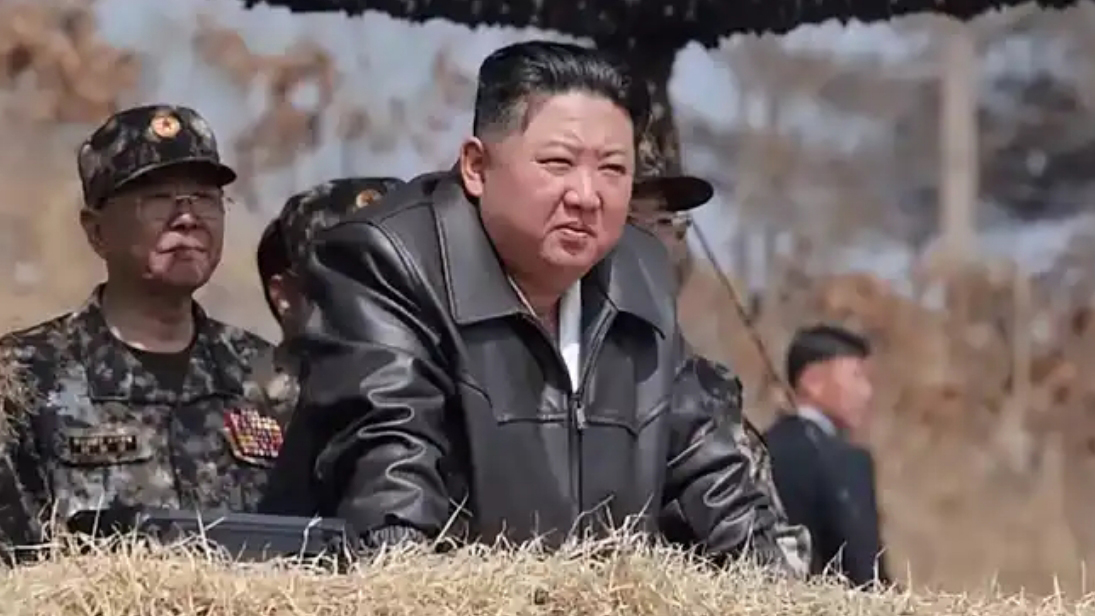 金正恩視察朝鮮人民軍特戰(zhàn)部隊並指導訓練