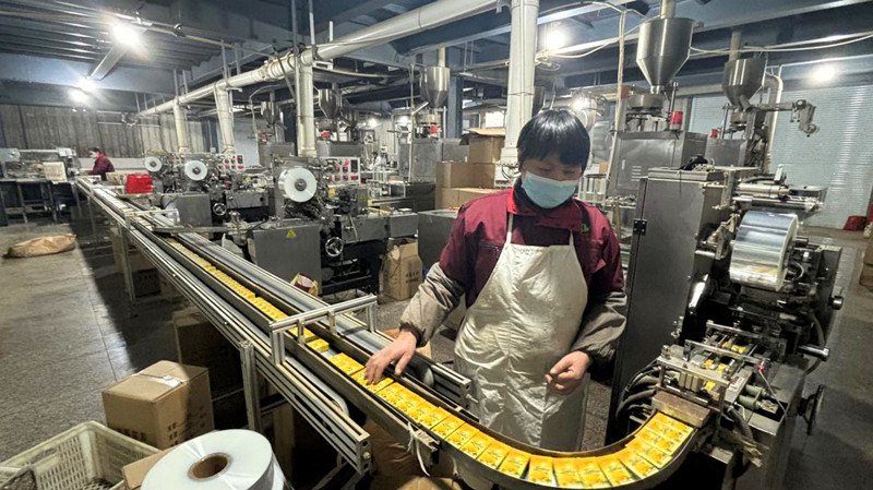 皖屯溪區(qū)：生產(chǎn)「拉滿弦」 園區(qū)「奏春歌」