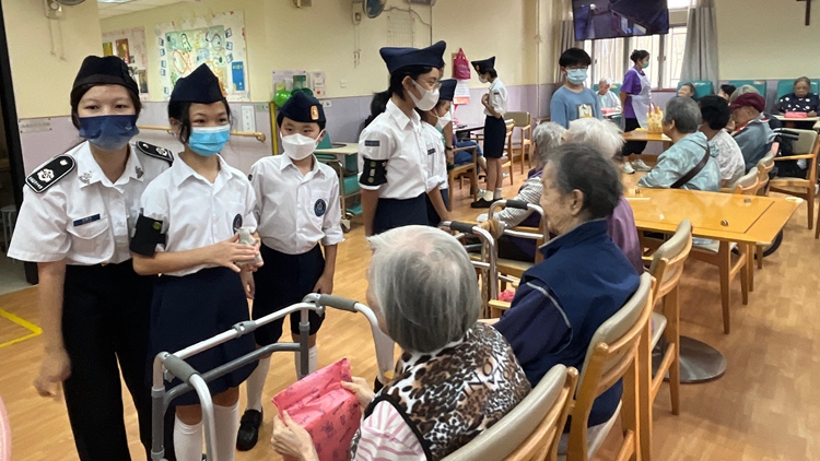 香港基督少年軍去年義工服務(wù)近20萬小時(shí) 超額2倍