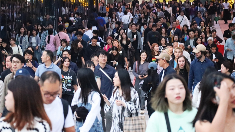 Coldplay今晚啟德體育園開(kāi)唱 觀眾對(duì)主辦單位規(guī)則表示理解