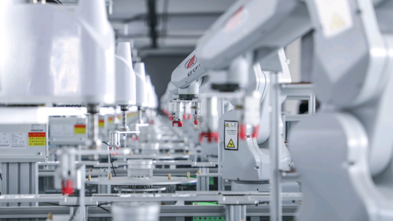 安徽省省長王清憲赴蕪湖調(diào)研智能機(jī)器人產(chǎn)業(yè)發(fā)展