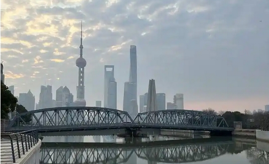 【港商時(shí)評(píng)】以中國(guó)確定性應(yīng)對(duì)特氏風(fēng)險(xiǎn)