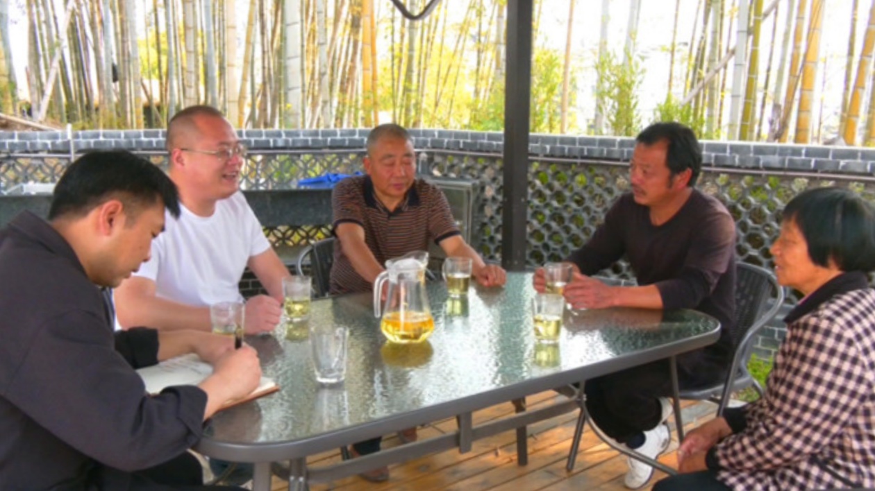 皖休寧海陽(yáng)鎮(zhèn)：「和茶鋪」裏解民憂(yōu) 基層善治繪和美