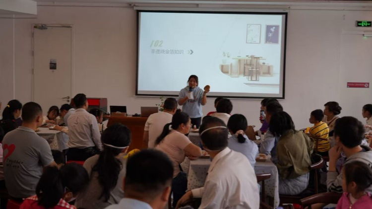 文博工坊上新——首場(chǎng)活動(dòng)「激光雕刻木雕杯墊」非遺科技新體驗(yàn)開(kāi)啟